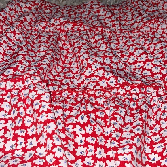 Red Floral Print Ruffled Skirt - Picture 8 of 8